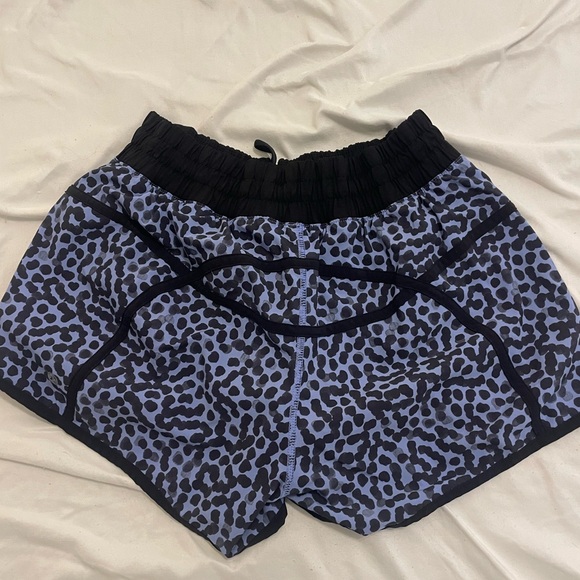 Lululemon Tracker Short - Picture 3 of 3